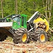 Трелевочный трактор John Deere H-серии с функцией Autoshift  