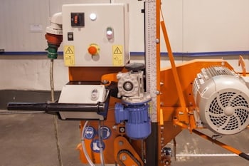 Ленточнопильный станок Wood-Mizer LT15 приближен к потребителю  