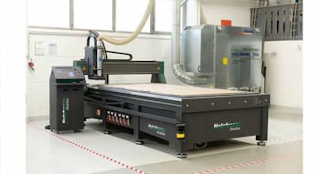 Премьера CNC-Holzfraese Axolox на выставке LIGNA.23  