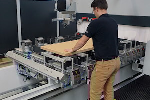 Портальная консоль Epicon 7235 с числовым программным управлением