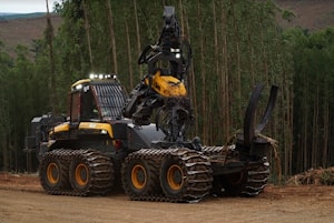 Klabin представляет лесозаготовительную машину Harbunk  