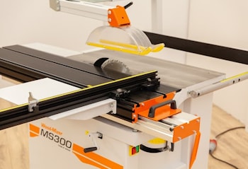 Wood-Mizer представляет настольную пилу MS300  