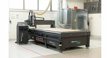 Премьера CNC-Holzfraese Axolox на выставке LIGNA.23  