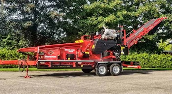 Stoevelaar Machinery представляет измельчитель Morbark 2400 Wood Hog  