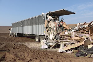 Подвижный пол для работы с отходами и вторсырьем  